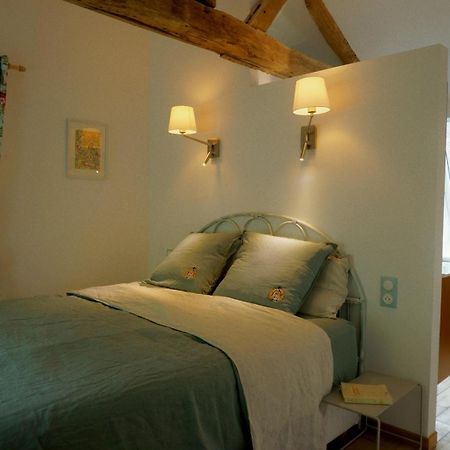 Eco-Gite - Domaine De La Gavolerie Bessé-sur-Braye Esterno foto